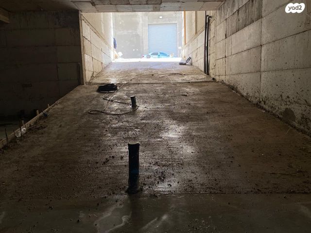 מבני תעשיה, כפר קאסם