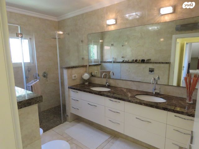 בית פרטי/ קוטג', מרכז דרום, רעננה