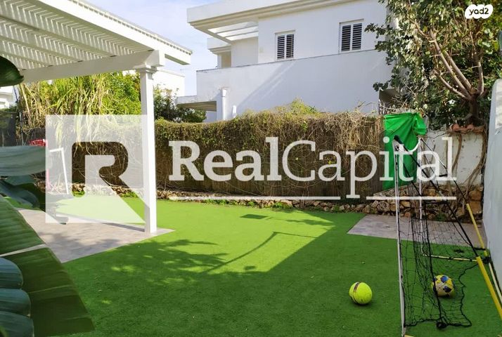 בית פרטי/ קוטג', גולן, רמת השרון