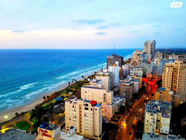 גג/ פנטהאוז, נתניה