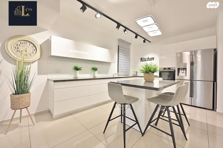 הרב זבולון גרז 