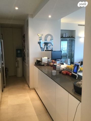 דירה, צמרות איילון, פארק צמרת, תל אביב יפו