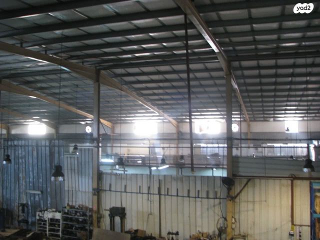 מחסנים, החריש, פארק תעשיות עמק חפר, פארק תעשיות עמק חפר