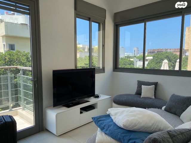 דופלקס, אוליפנט 3, לב תל אביב, לב העיר צפון, תל אביב יפו