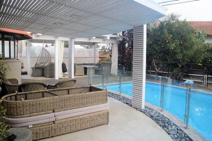 בית פרטי/ קוטג', אורנית