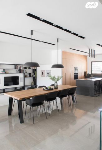 בית פרטי/ קוטג', כרכום, מתחם 19 - 20 (מתחם הפרחים), הוד השרון