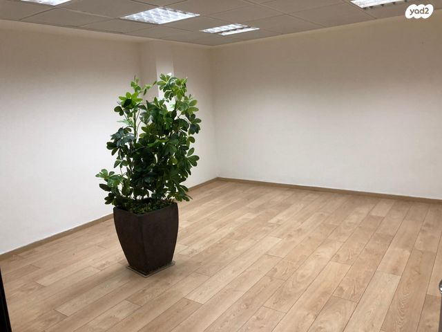 משרדים, דרך רמתיים, הוד השרון