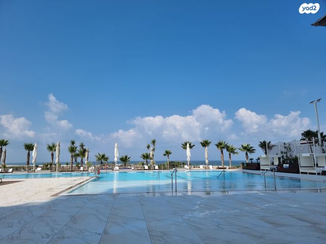 דירה, אהוד מנור, עיר ימים, נתניה