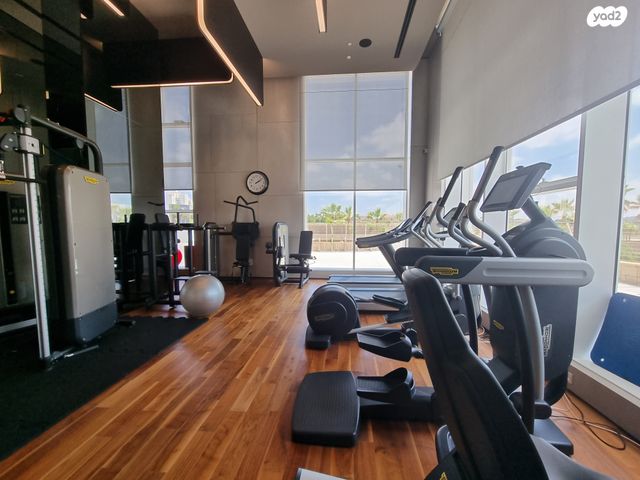 דירה, אהוד מנור, עיר ימים, נתניה