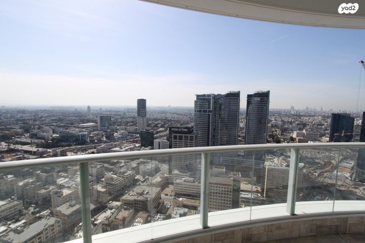 דירה, גרציאני יצחק, גני שרונה, קרית הממשלה, תל אביב יפו