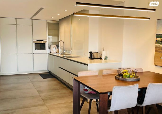 דירה, חנה רובינא, מרכז, הרצליה