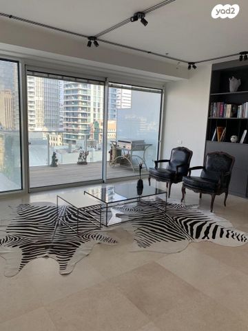 דירה, שדרות רוטשילד 17, לב תל אביב, לב העיר צפון, תל אביב יפו