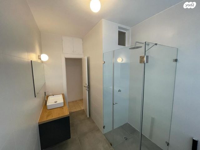 רמז, מערב ותיק