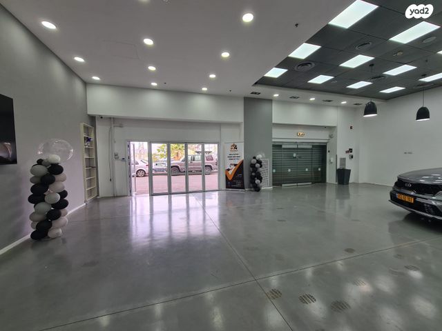 חנויות/ שטח מסחרי, שדרות מנחם בגין 80, עפולה