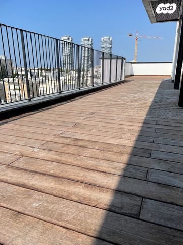 דירה, שדרות רוטשילד 17, לב תל אביב, לב העיר צפון, תל אביב יפו