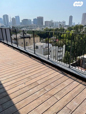 דירה, שדרות רוטשילד 17, לב תל אביב, לב העיר צפון, תל אביב יפו