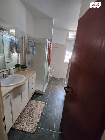 גג/ פנטהאוז, מרכז העיר, סביניה, הוותיקה, קרית ביאליק