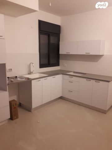 דירה, ארלוזורוב, גבעתיים