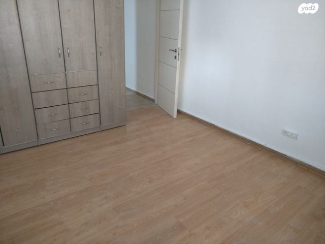 דירה, סירקין, פועלי הרכבת, גבעתיים