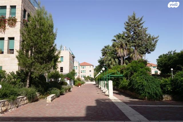 דירה, חיים בג'איו, קטמון הישנה, ירושלים