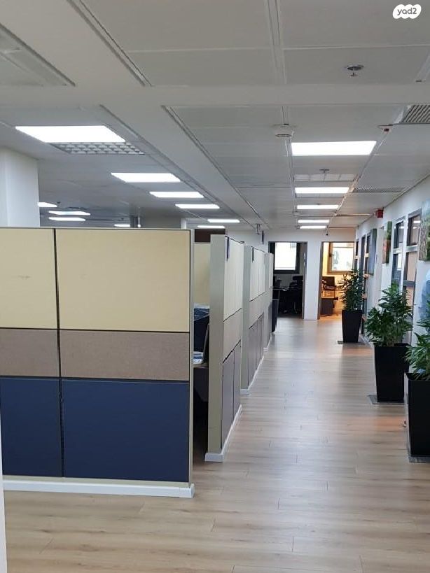 משרדים, ראש העין