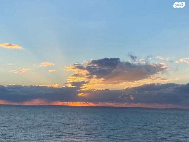 גג/ פנטהאוז, דוד המלך 8, צפון מערב מרכז העיר, נתניה