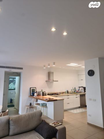 דירה, רש"י, לב תל אביב, לב העיר צפון, תל אביב יפו