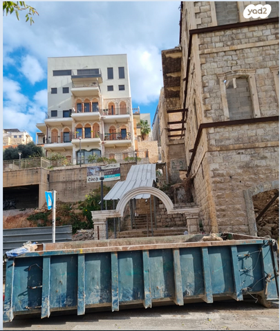 דירה, שיבת ציון 52, העיר התחתית, ואדי סאליב, חיפה