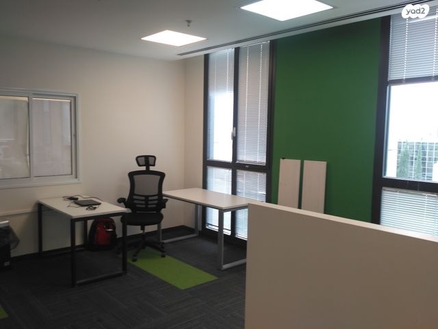 משרדים, מודיעין מכבים רעות