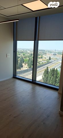 משרדים, רעננה