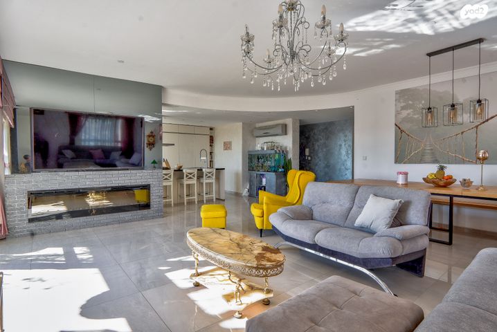 גג/ פנטהאוז