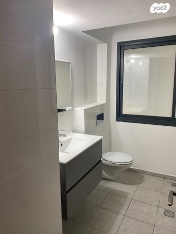 דירה, מרכז, הרצליה