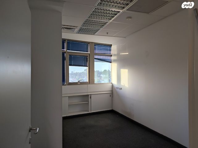 משרדים, ראול ולנברג, תל אביב יפו