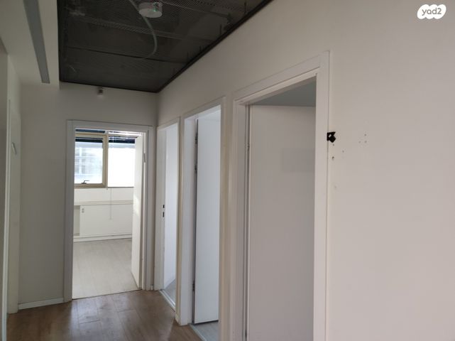 משרדים, ראול ולנברג, תל אביב יפו