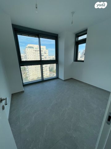 גג/ פנטהאוז, אזורי חן, גימל החדשה, תל אביב יפו