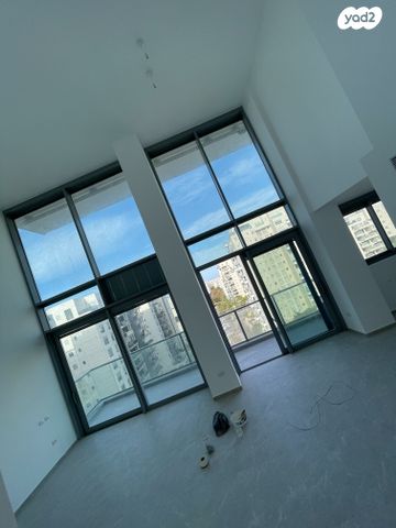 גג/ פנטהאוז, אזורי חן, גימל החדשה, תל אביב יפו