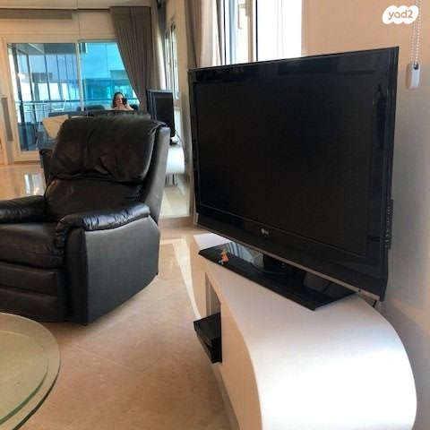 בניין מגורים, הירקון, כרם התימנים, תל אביב יפו