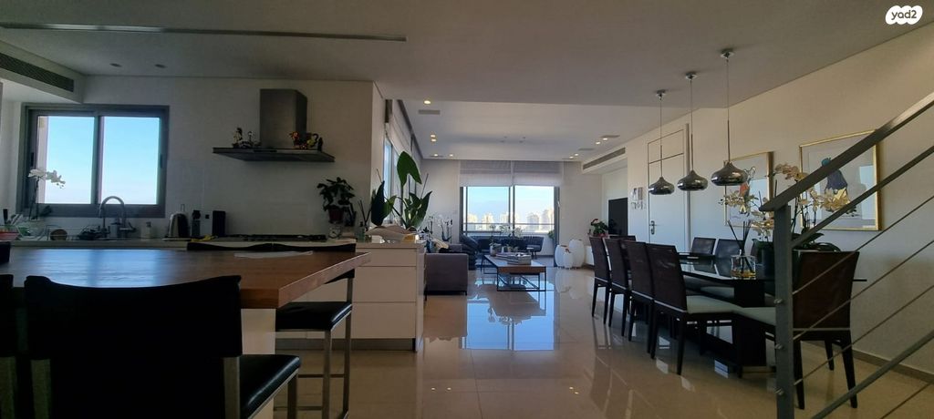 גג/ פנטהאוז, הדר, רמת השרון