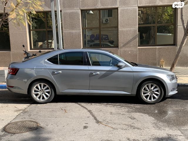 מודעת רכב סקודה סופרב