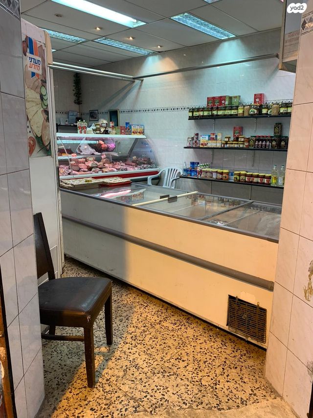 חנויות/ שטח מסחרי, הכרמל 25, כרם התימנים, תל אביב יפו