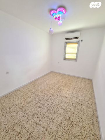 דירה, אלברט איינשטיין 22, ממשלתית, לוד