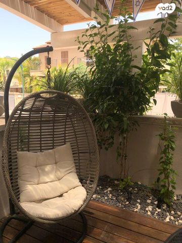 דירת גן, שלמה המלך, רסקו ג', הוד השרון