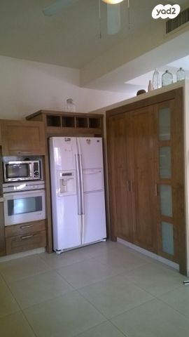 בית פרטי/ קוטג', גלגל המזלות, מתחם 11, הוד השרון