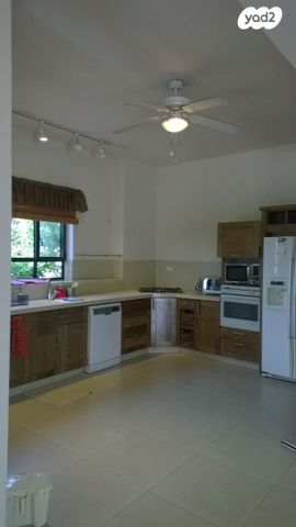 בית פרטי/ קוטג', גלגל המזלות, מתחם 11, הוד השרון