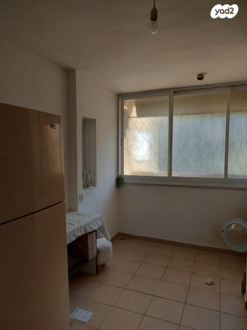 דירה, גבעת נשר, נשר