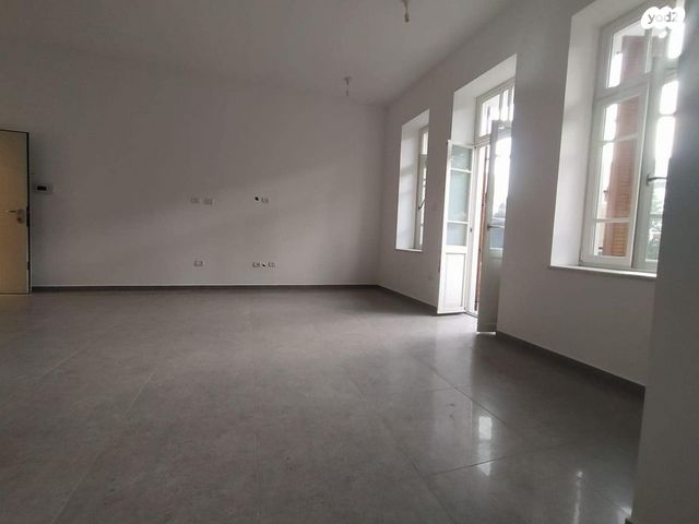 נחלת בנימין 25