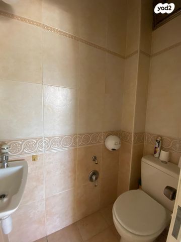 דירה, בן גוריון, חולון