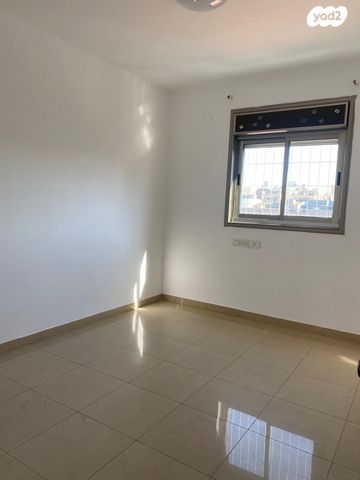 דירה, בן גוריון, חולון