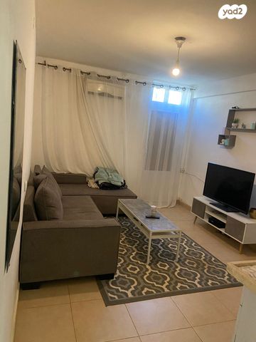 דירת גן, שמעון בר גיורא 23, שכונה ד', באר שבע