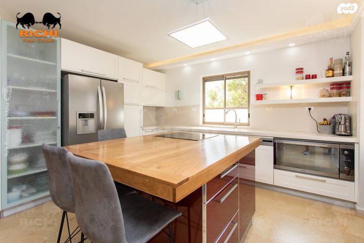 כיכר היינריך היינה 